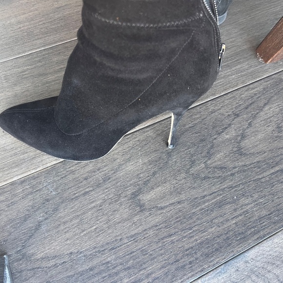 Brian Atwood Booties with Stiletto heel and Zipper in Back in Black Suede size 8 - Picture 5 of 6